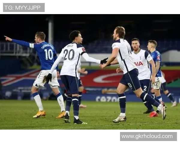 莱斯特城与热刺激战正酣赛季精彩对决引发球迷热议